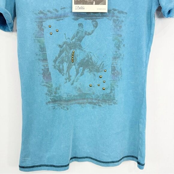 Delila Texas Teal Rodeo Cowboy Graphic V Neck Studded Short Sleeve Shirt NEW - Picture 3 of 16